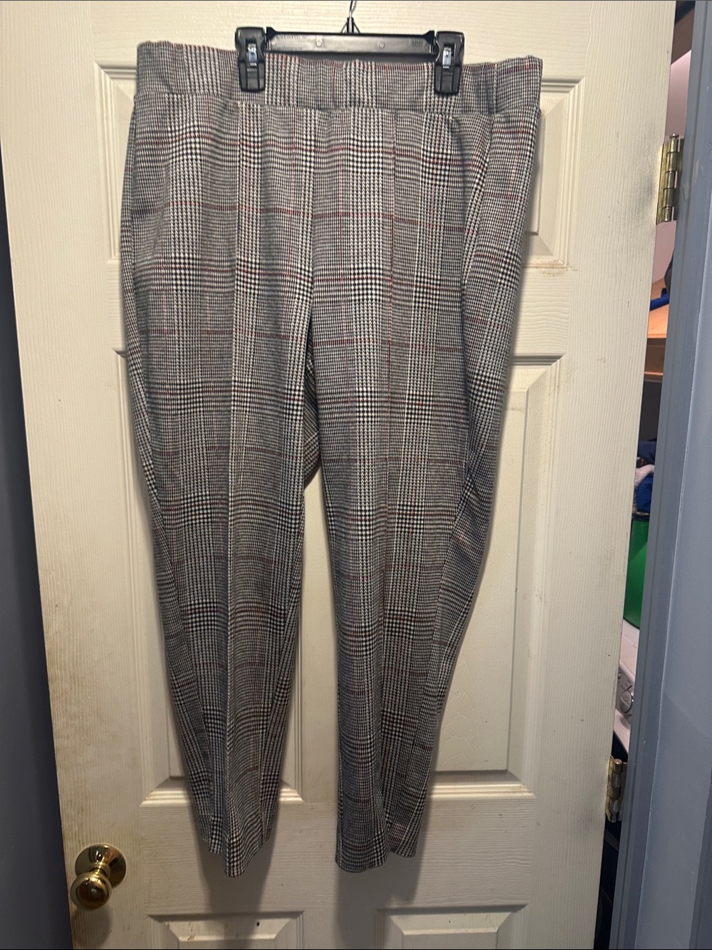croft & barrow Gray Glen Plaid Pants with Subtle Red Windowpane
